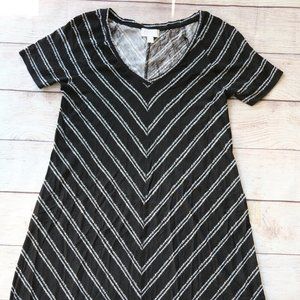 A GLOW V Neck Striped Dress